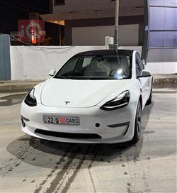 تسلا موديل 3